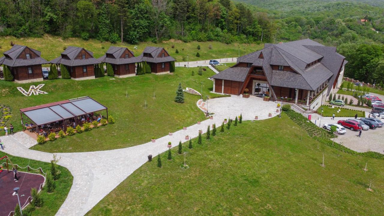 Hotel Etno Naselje Vrdnicka Kula Vrdnik Zewnętrze zdjęcie